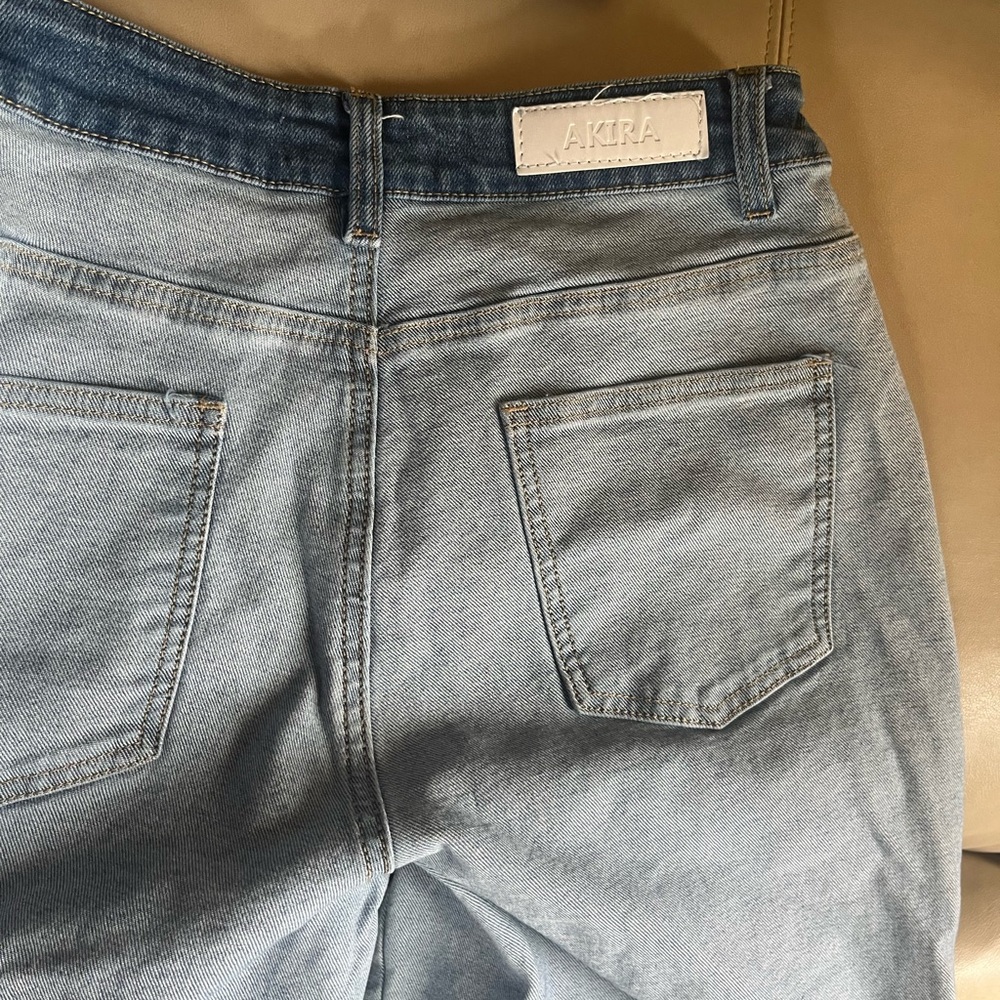 Inside out jeans with multiple pockets. Statement piece, Very flattering! 😉😉